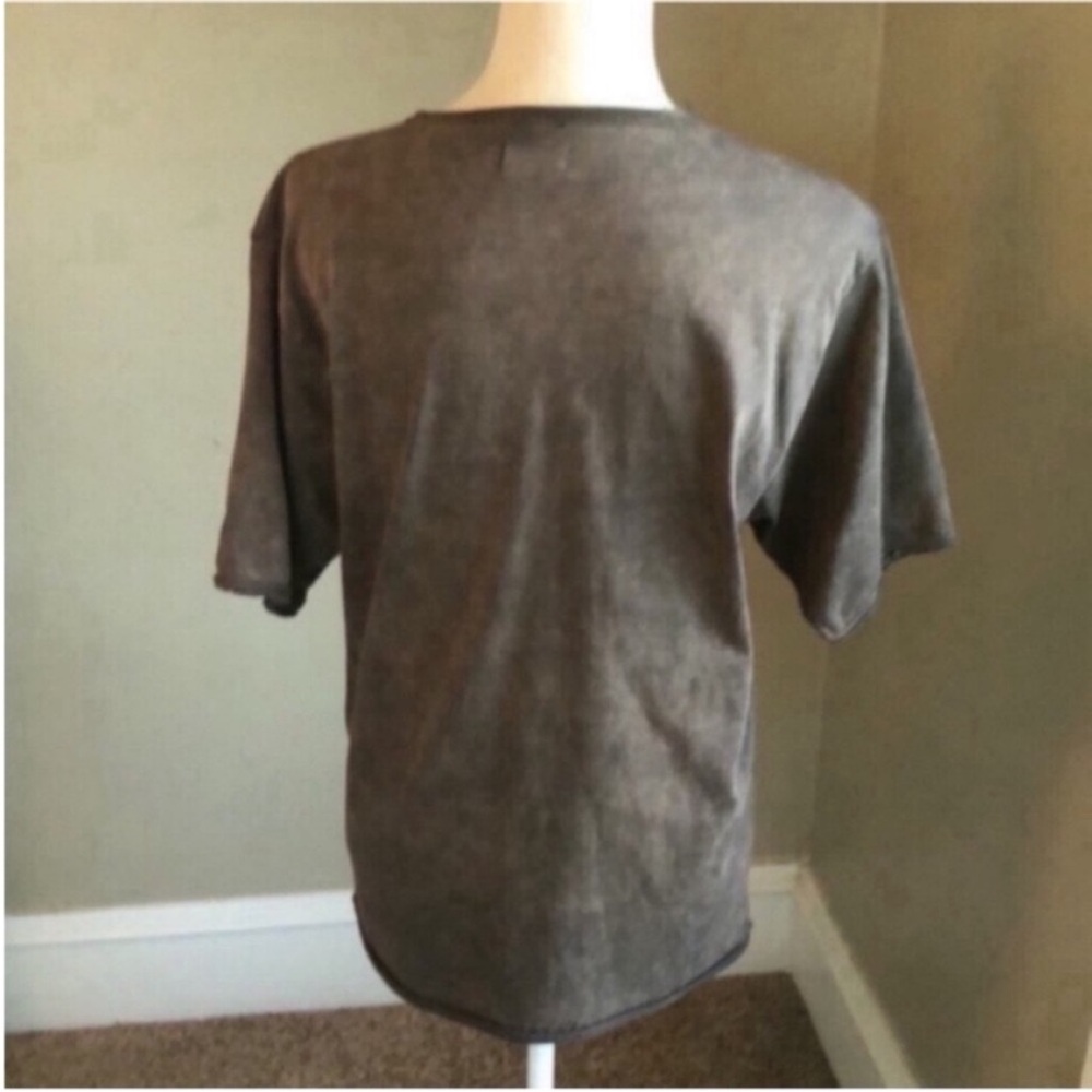 Cougar Brown and Black Musical Note Graphic Tee - Picture 5 of 7